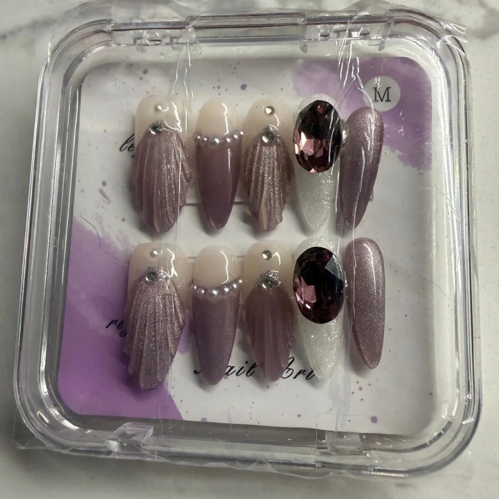Moodunail Purple Rhinestone Nails Medium glue included